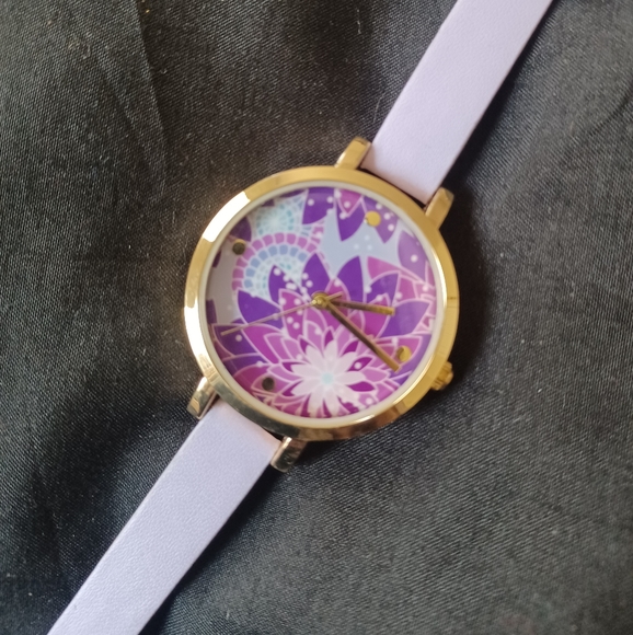 MSPCI purple stainless Watch gold tone peace symbol white dial genuine leather - Picture 7 of 7